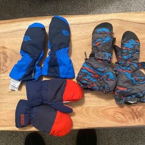 3x toddler gloves